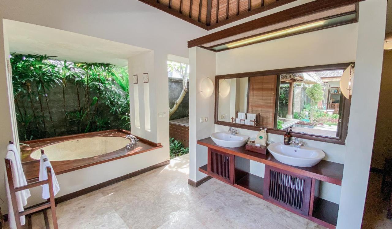Tis Orchid Villa By Premier Hospitality Asia Seminyak (Bali) Exterior photo